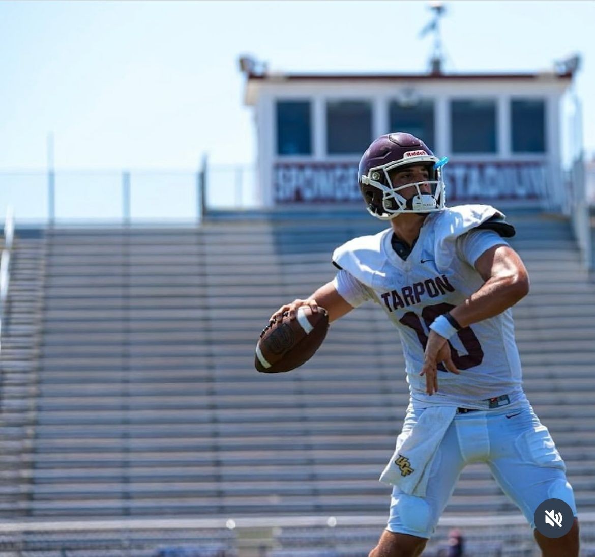 Joaquin Kavouklis QB